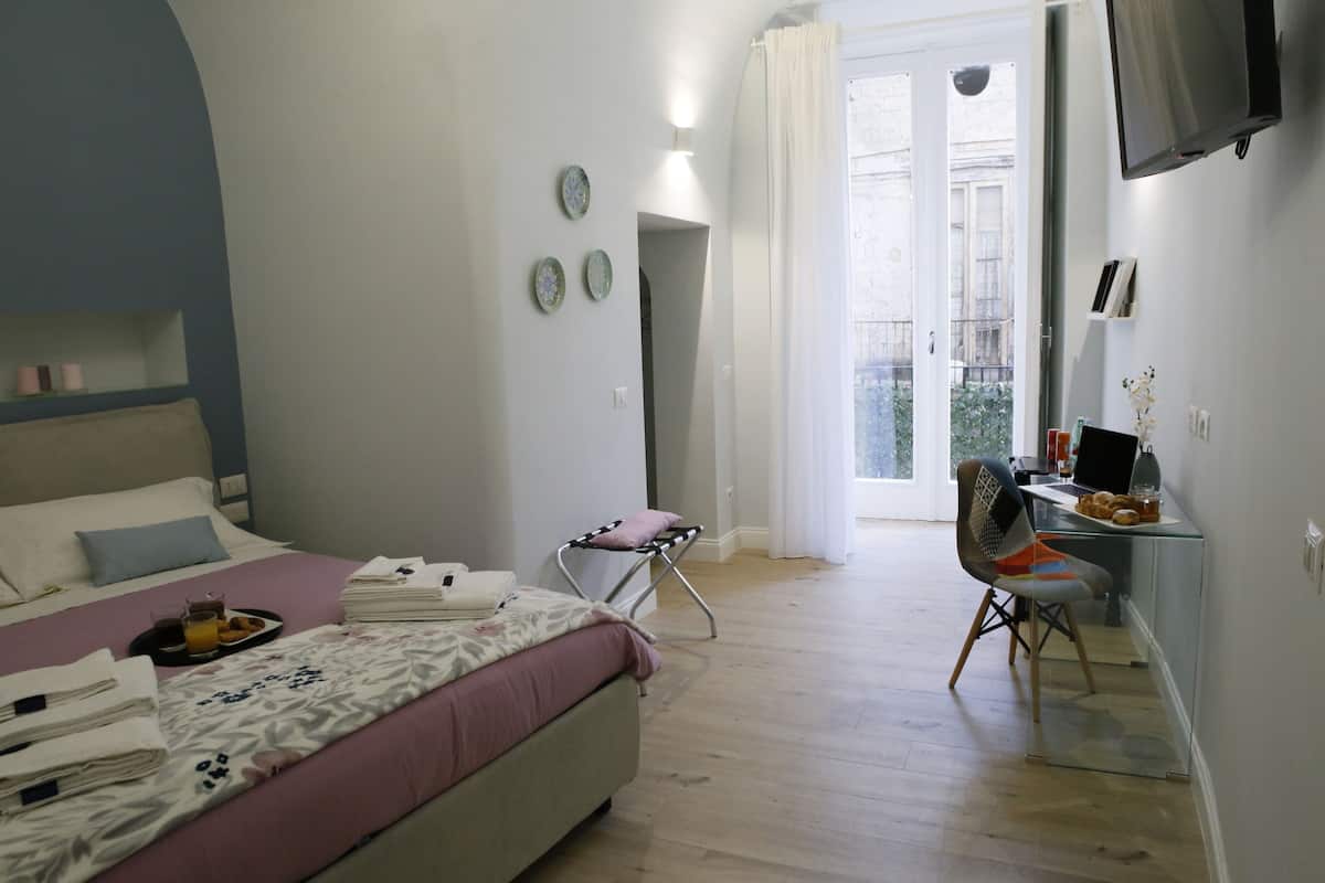 Deluxe dubbelrum | Sängtillbehör av högsta kvalitet, duntäcken och memory foam-madrasser