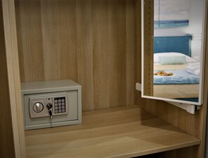Chambre Double Confort | Coffre-fort