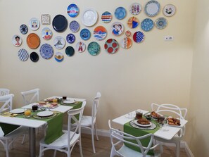 Free daily local cuisine breakfast 