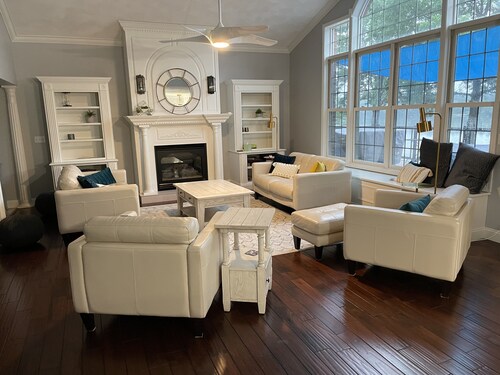 Lake Home 24 sänkyä Erinomainen perheille, ystäville, kokouksiin, retriitteihin