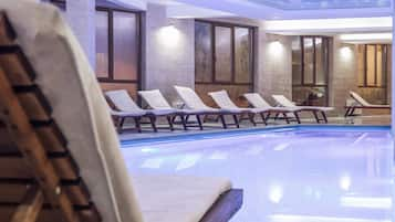 Indoor pool, seasonal outdoor pool, pool loungers