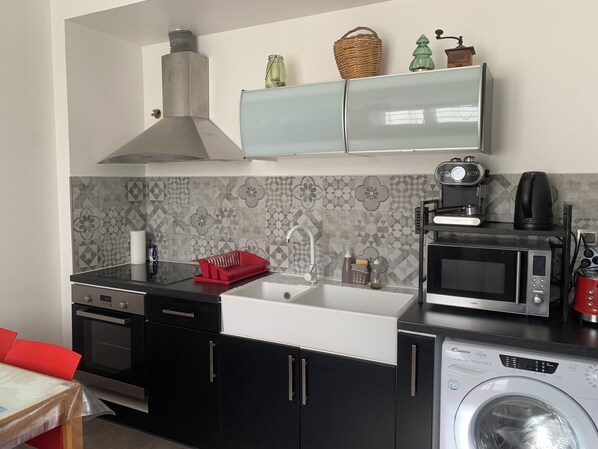 Fridge, microwave, oven, stovetop - Maison Ancre center veules private parking WIFI (Veules-les-Roses)