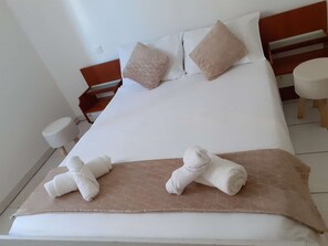 1 bedroom, desk, soundproofing, iron/ironing board