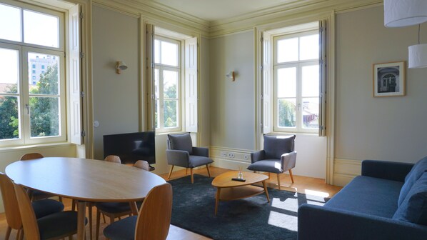 Apartment, 2 Bedrooms, Terrace | Living area