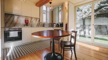 Comfort Apartment, Garden View | Private kitchen