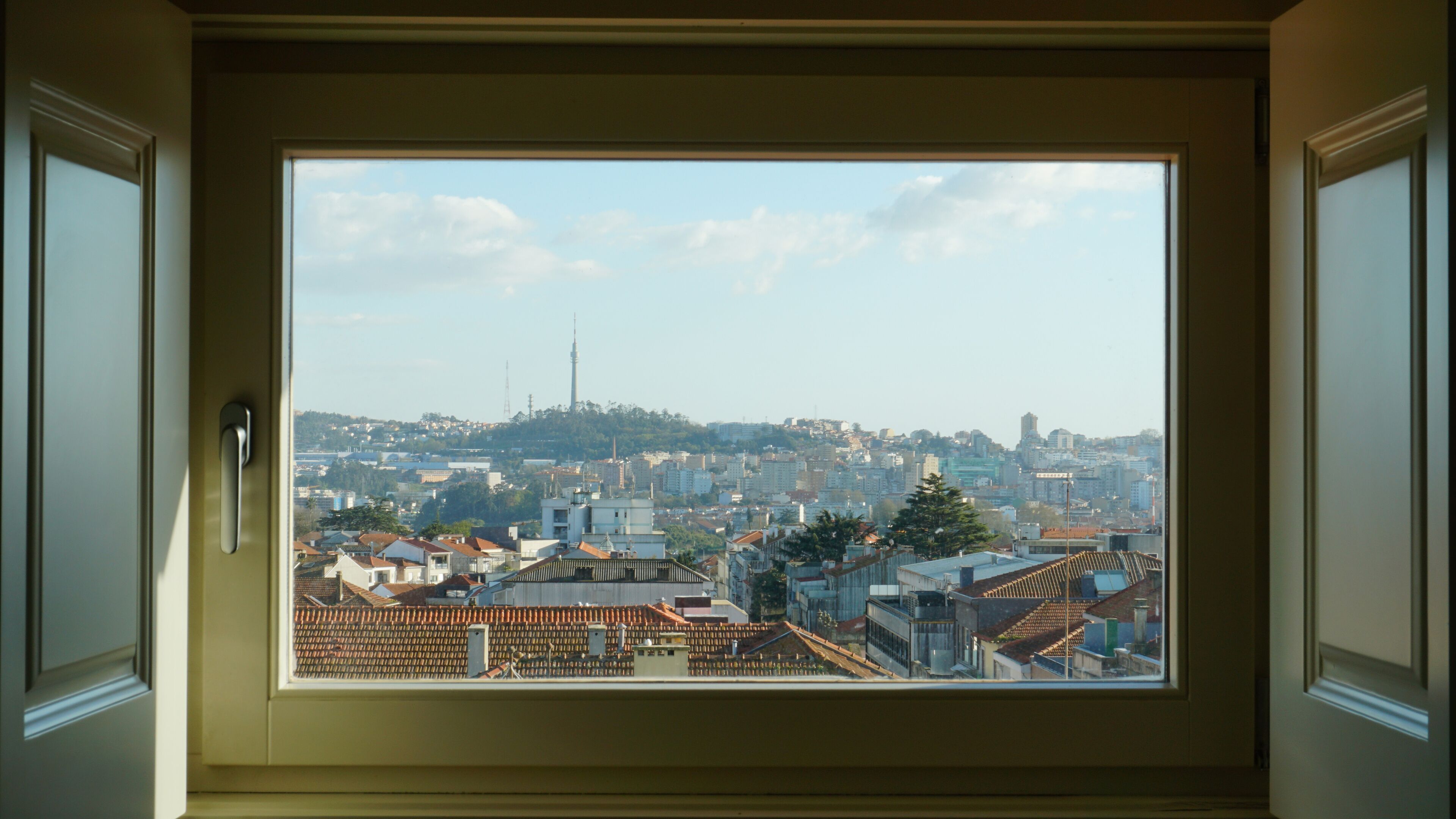 Cobertura, 2 quartos | Quartos à prova de som, Wi-Fi de cortesia, roupa de cama