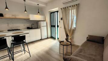 Televisie en een tafeltennistafel