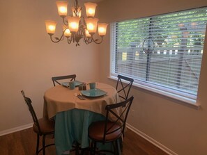 Dining - You're going to love it here! (Virginia Beach)