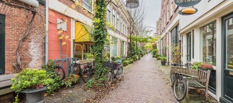 Double upper house in the old center (Vijfhoek) of Haarlem
