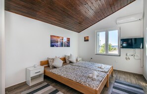 1 soverom, wi-fi (inkludert) og sengetøy