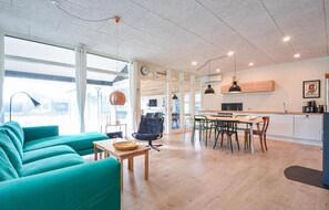 TV, fireplace, video games, foosball - 4 bedroom beautiful home in Vestervig (Vestervig)