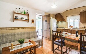 Dining - Amazing home in Torrox (Torrox)