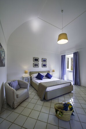 2 bedrooms, desk, iron/ironing board, free WiFi - Casa Assunta Sorrento Amalfi Coast, Vico Equense - free wifi (Vico Equense)