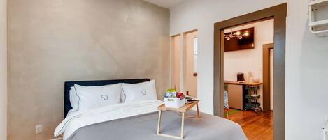 1 bedroom, iron/ironing board, free WiFi, bed sheets