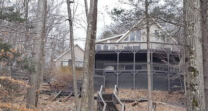 Lakefront on Wallenpaupak with private dock.  Great for family gatherings