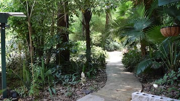 Jardines del alojamiento