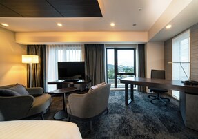 [No Smoking/Castle View] Junior Suite Twin | Down comforters, in-room safe, desk, blackout drapes