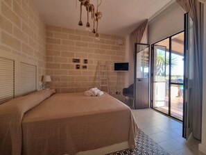 2 bedrooms, iron/ironing board, free WiFi, bed sheets - Casa Armonia in Favignana overlooking Marettimo - Ground Floor - (FAVIGNANA)