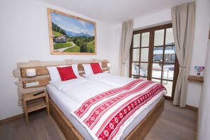 1 Schlafzimmer, kostenloses Internet, Bettwäsche