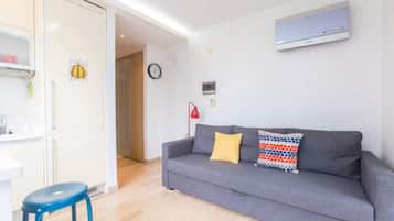 Sweet House2 | Living room | Flat-screen TV