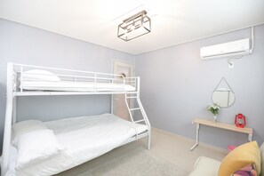 Lovely House | 3 bedrooms, free WiFi - Lovely House (Seoul)