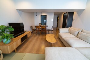 Apartament | Sala d'estar | Televisor de pantalla plana 