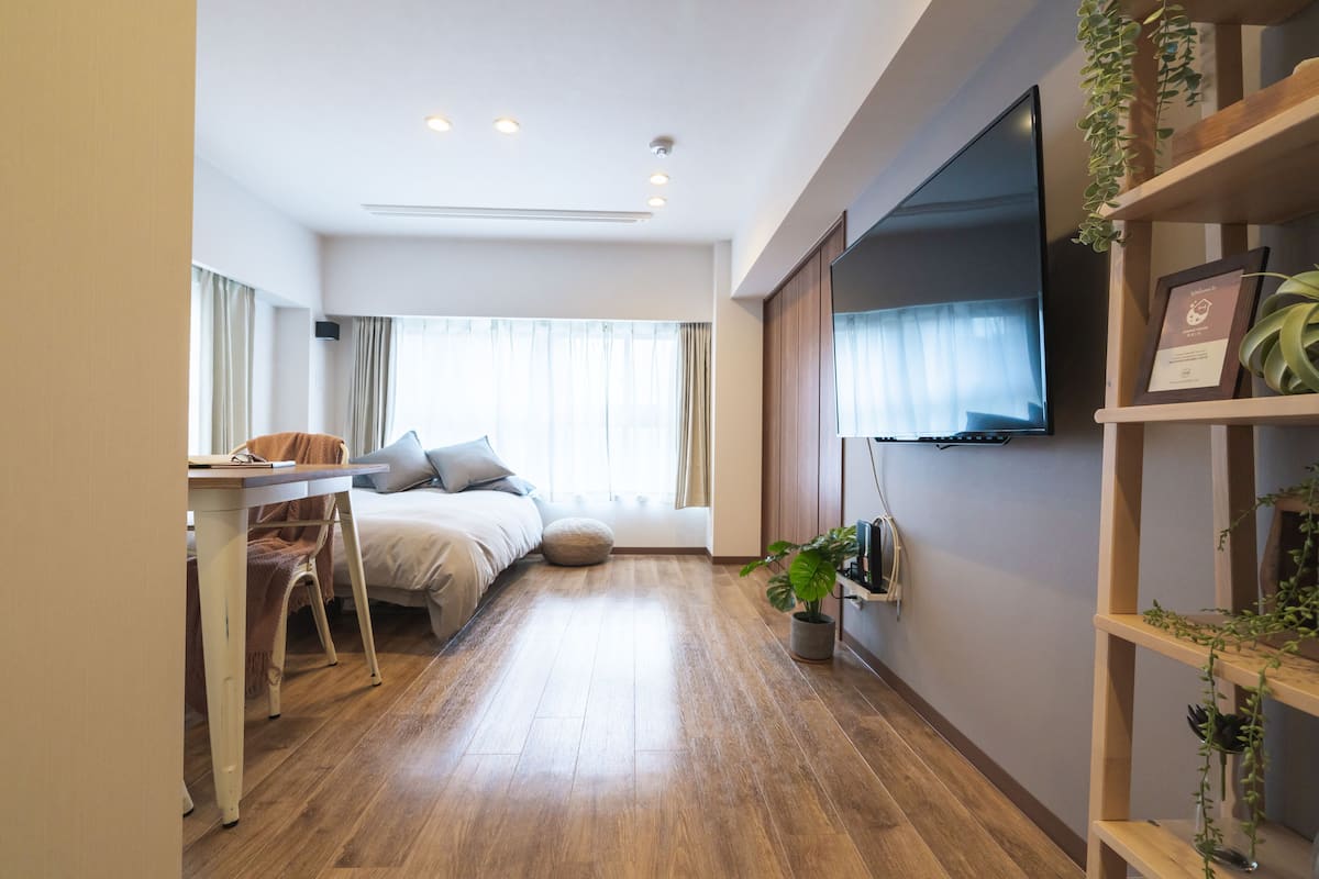 Apartment (4B)