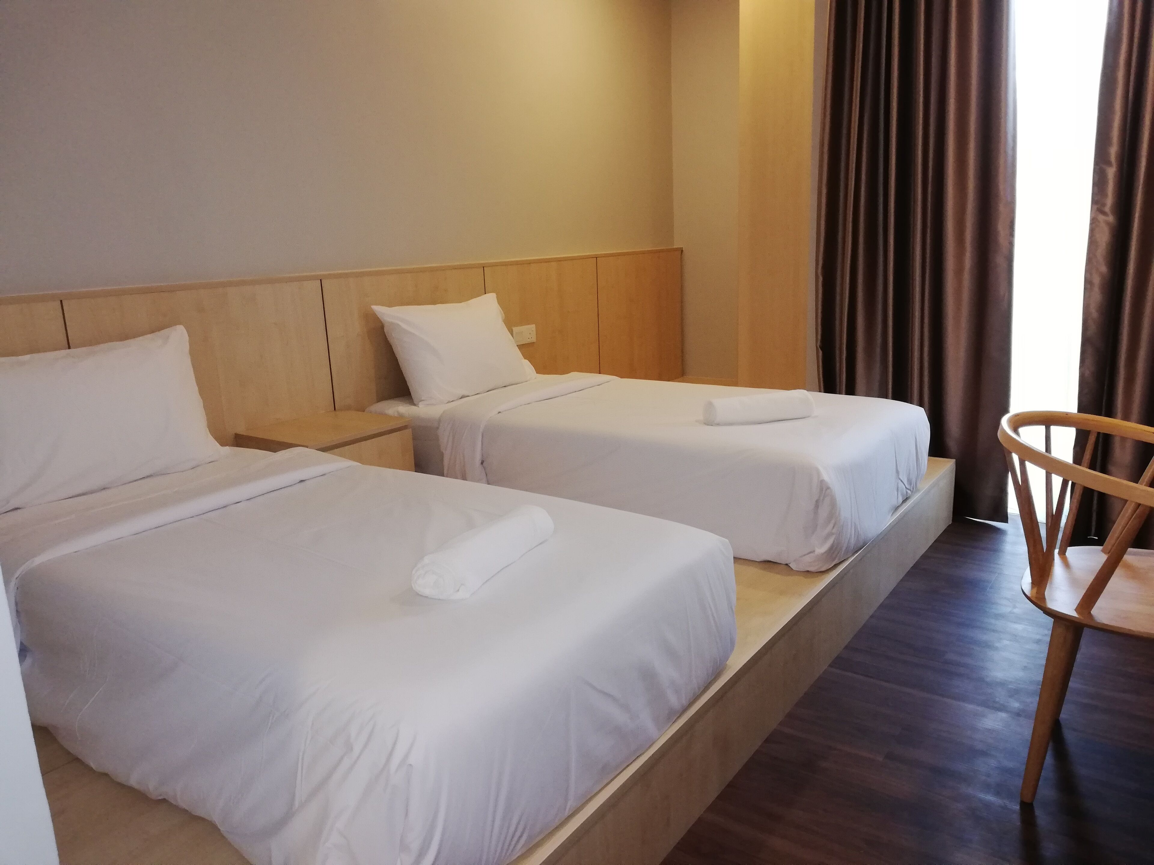 Superior Twin Room | Seterika/papan seterika, Wi-fi percuma 