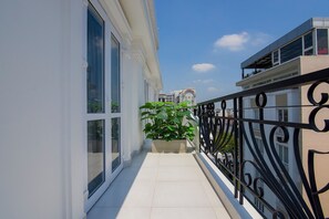 Exterior detail - Hera Hotel (Ho Chi Minh City)