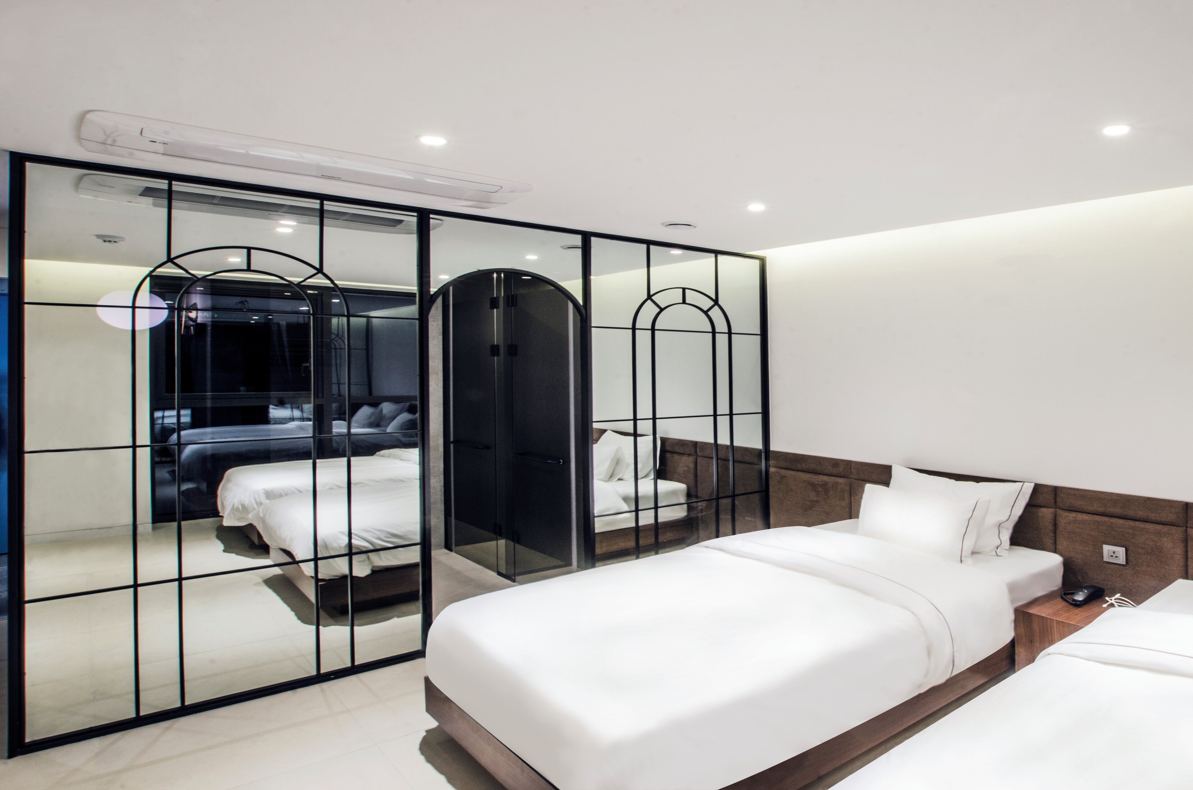 deluxe twin room | free minibar, desk, laptop workspace, blackout curtains