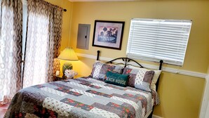 3 quartos, ferros/tábuas de passar roupa, Wi-Fi, roupa de cama