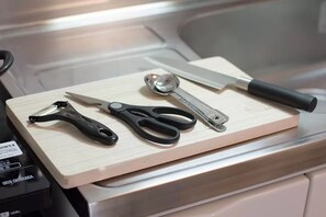 Ferienhaus (Holiday Home) | Eigene Kochnische | Kühlschrank, Mikrowelle, Herdplatte, Wasserkocher