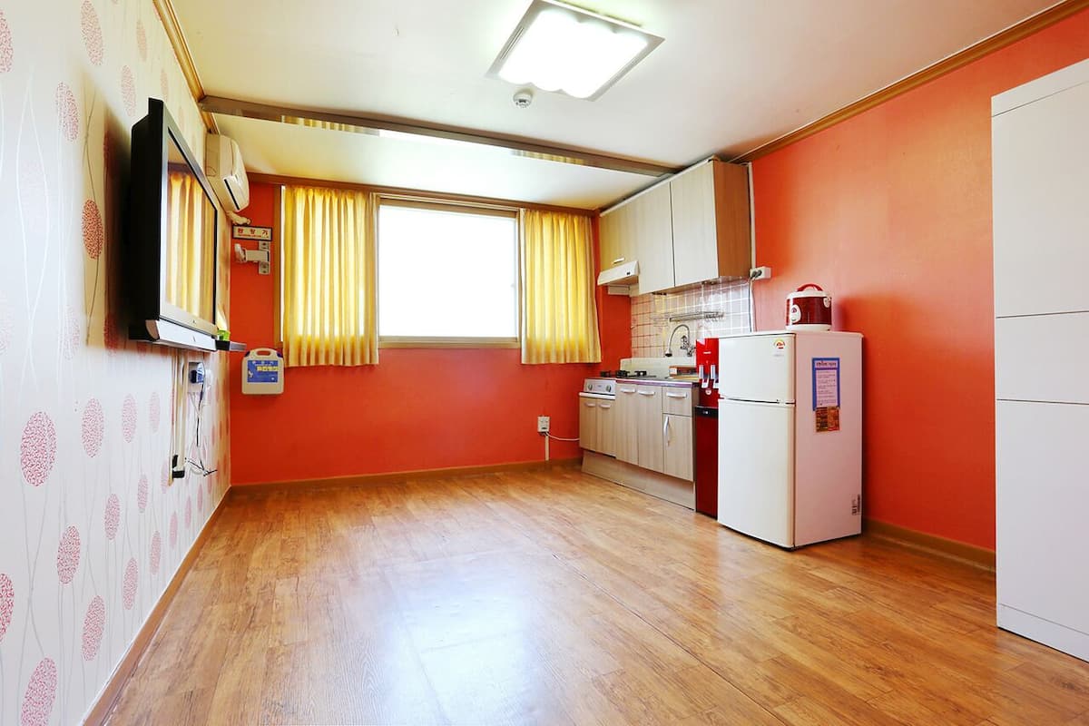 Ondol 1 Room | Living area