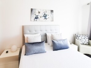 1 bedroom, iron/ironing board, free WiFi, bed sheets