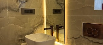 Aster Guest House