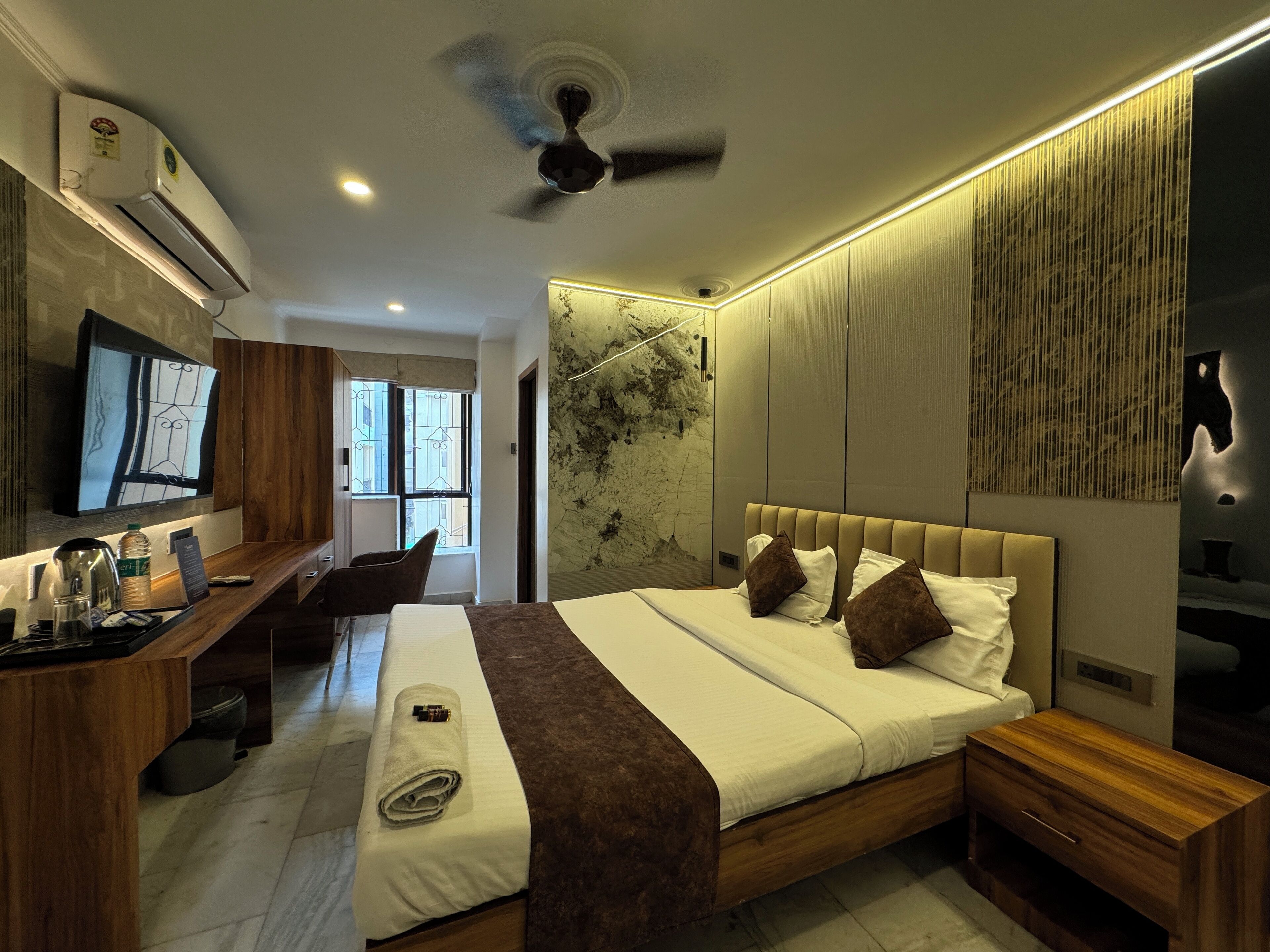 Premium bedding, down comforters, memory foam beds, desk