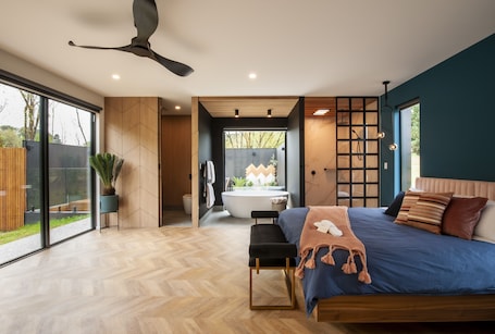 Atelier | 1 bedroom, premium bedding, free minibar, individually decorated