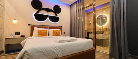 Fancy Deluxe Room | Minibar, màn/rèm cản sáng, phòng cách âm, bàn ủi/dụng cụ ủi quần áo 