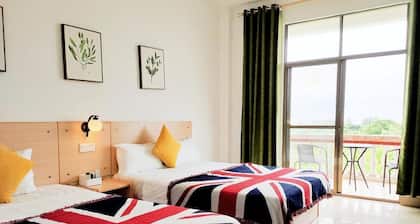 Voyager        Homestay