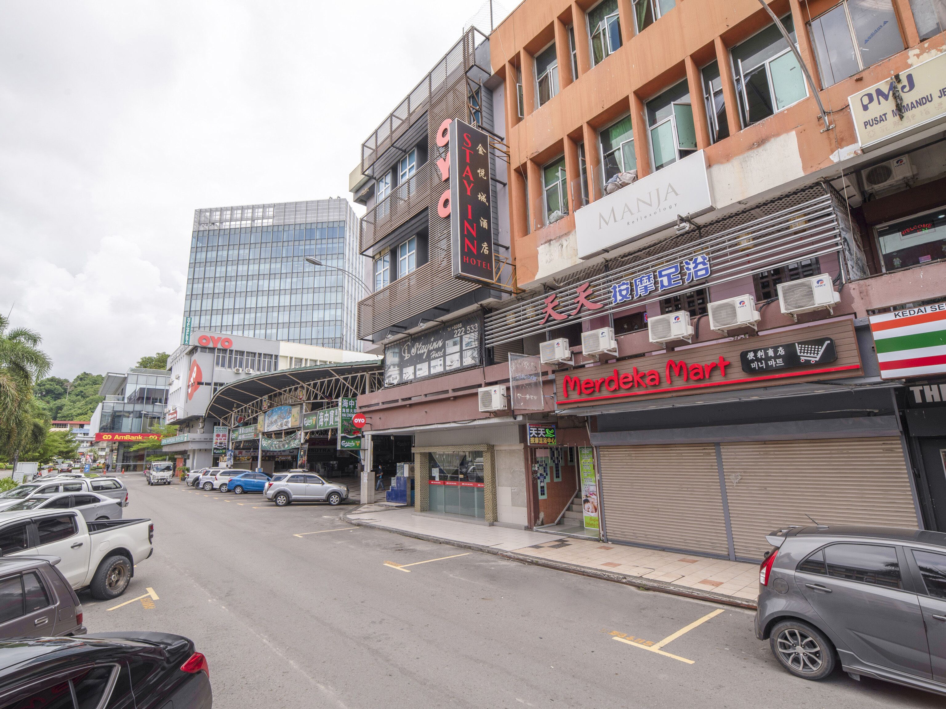 Foto - Super OYO 89944 Stay Inn