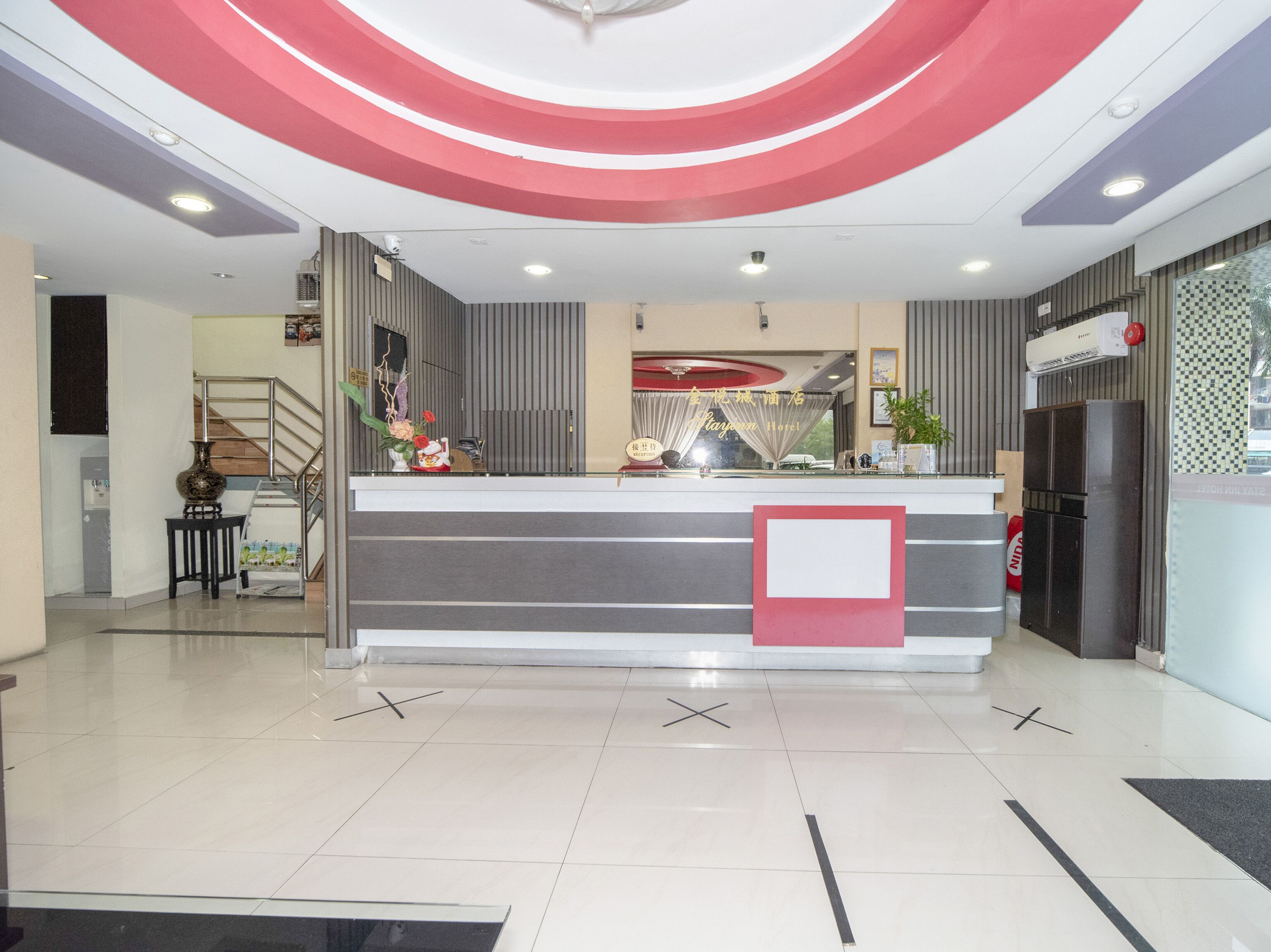 Foto - Super OYO 89944 Stay Inn