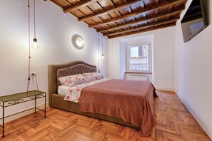 2 bedrooms, iron/ironing board, free WiFi, bed sheets - Skylife Spanish Steps Apartment (Roma)