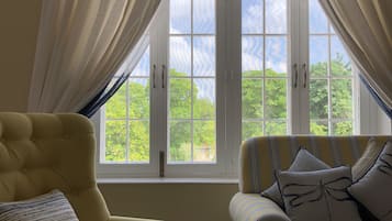 Executive Suite, 1 Queen Bed, Garden View | View from room