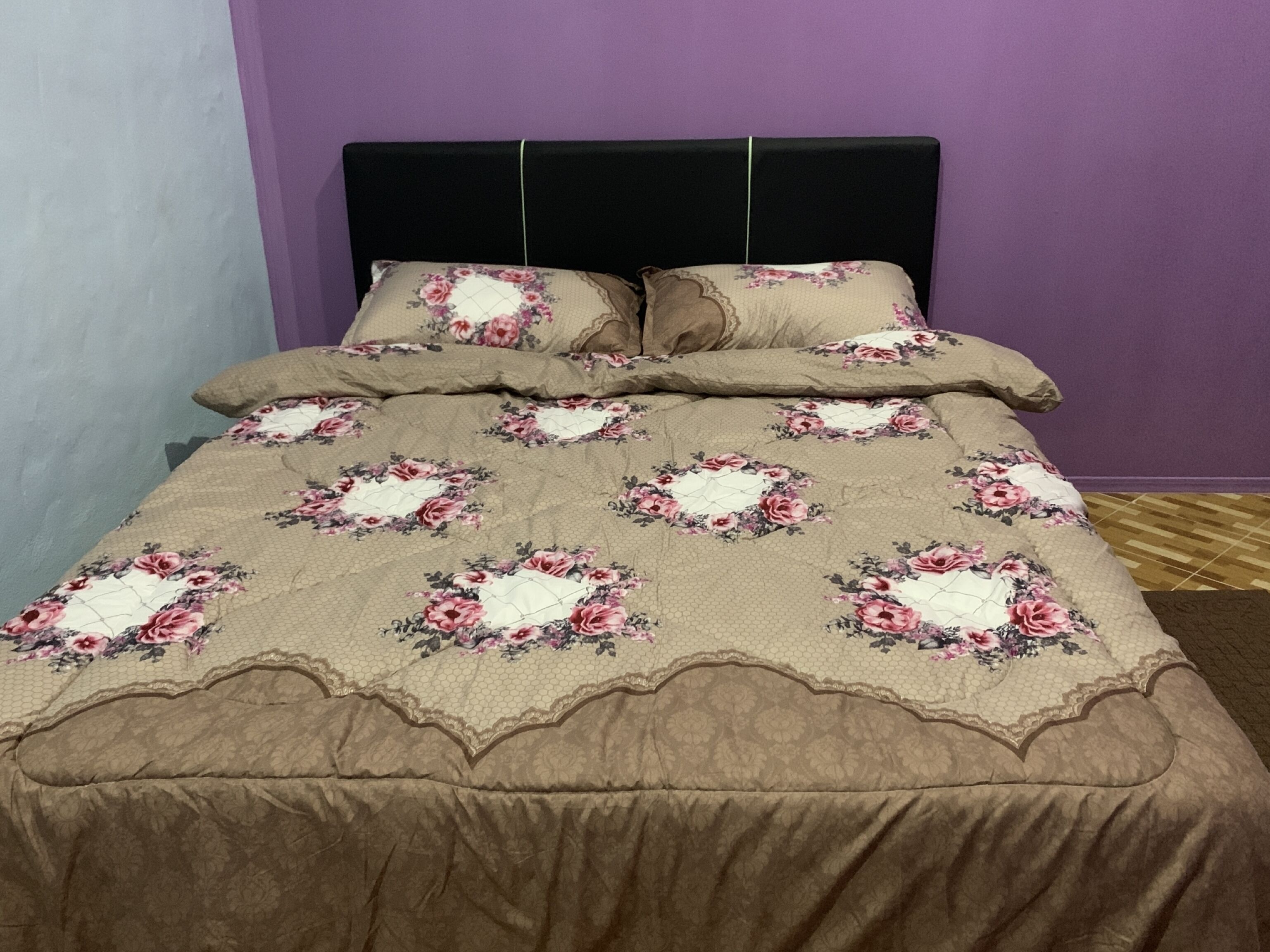 雙人房, 共用浴室 | 書桌、免費無線上網、床單