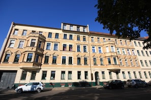 Exterior - Studio Forest - Romantic Apartments in Leipzig, *2km to the city center* (Leipzig)