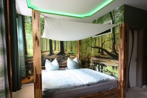 Unclassified image, 5 of 20, button - Studio Forest - Romantic Apartments in Leipzig, *2km to the city center* (Leipzig)