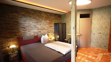 1 habitación, escritorio, cuna de viaje y wifi