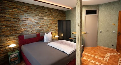 Studio Metal North - zRomantik Apartments in Leipzig, *2km bis ins Stadtzentrum*
