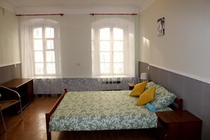 Chambre Double, salle de bains commune | 1 chambre, Wi-Fi gratuit