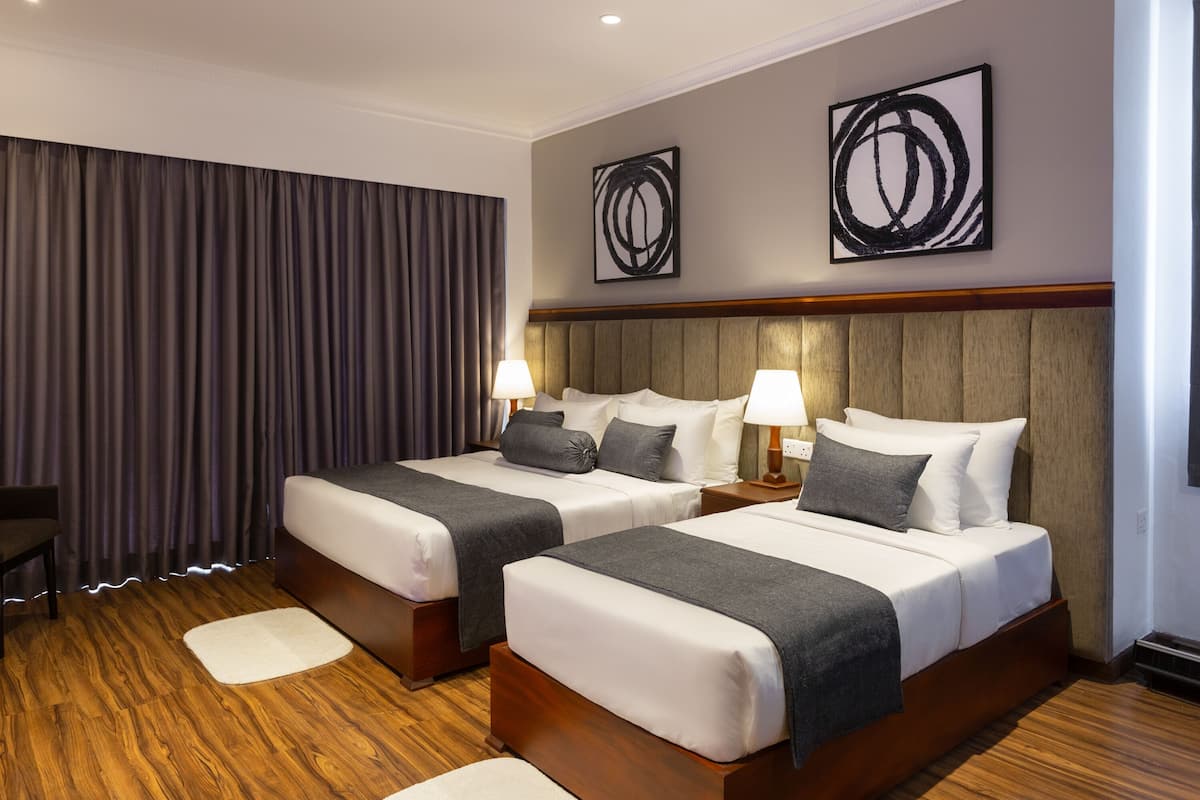 1 bedroom, premium bedding, pillow-top beds, in-room safe